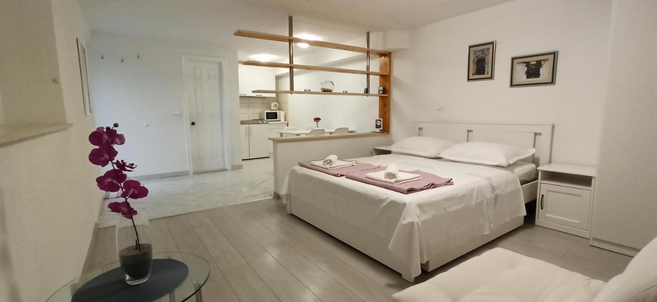 Apartments Marina Makarska Exterior foto